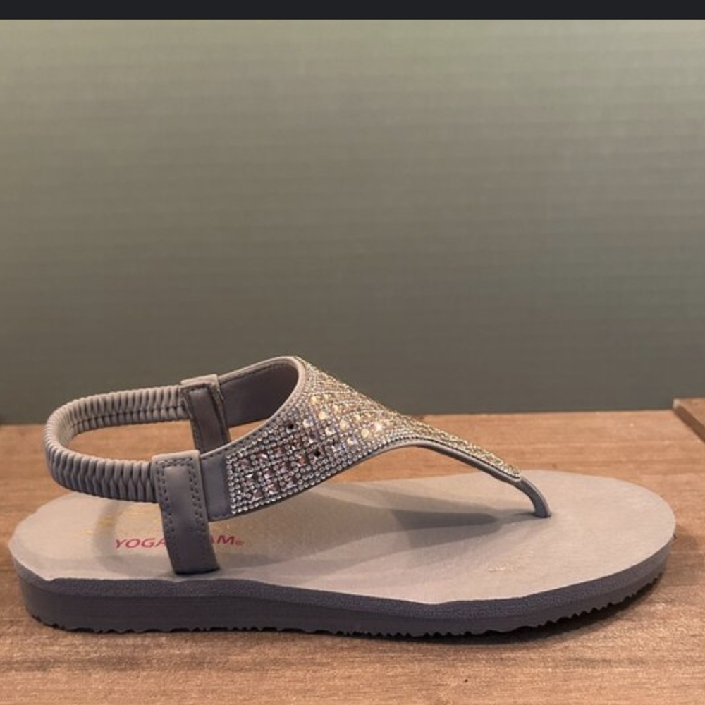 SKECHERS‎ Women's Silver Sandals - Picture 2 of 9